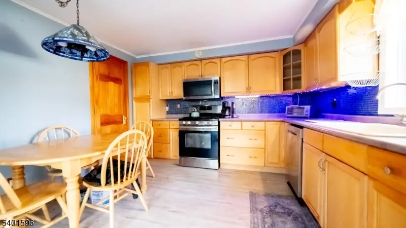 21 Edison Ave, Ogdensburg, NJ 07439 - Image #2