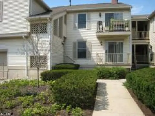 171 Jamestown Rd Ondo #171, Bernards Twp., NJ 07920