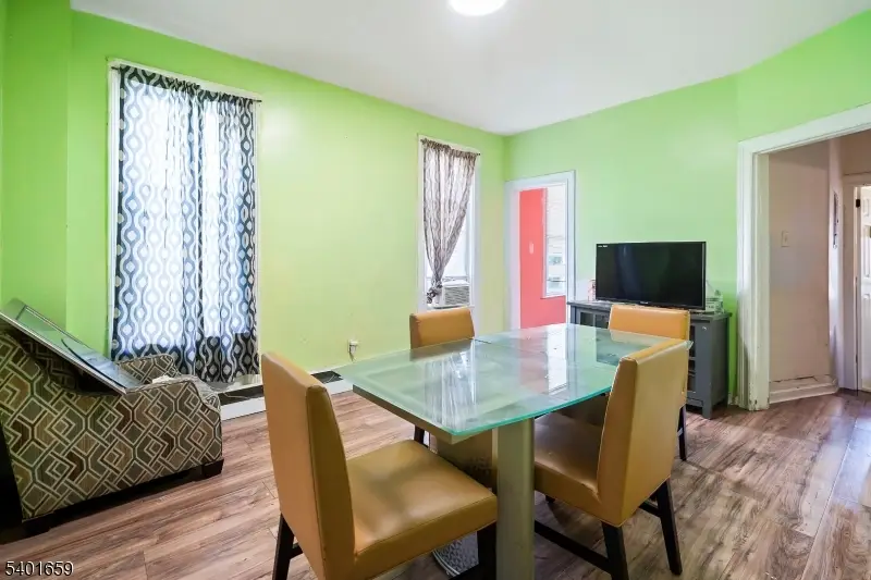 152 Chadwick Ave, Newark, NJ 07108 - Image #3