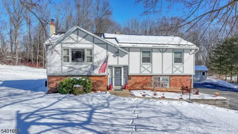 5 Butternut Rd, Wantage, NJ 07826 - Image #1