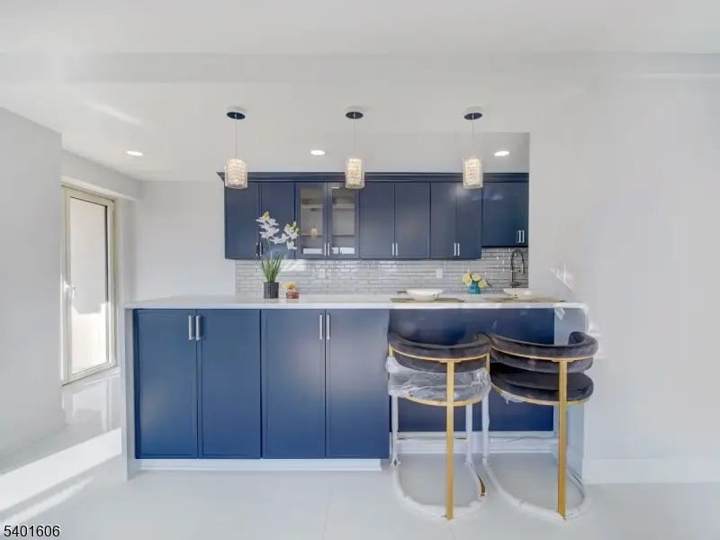 377 S Harrison St 8l #8L, East Orange, NJ 07018 - Image #1