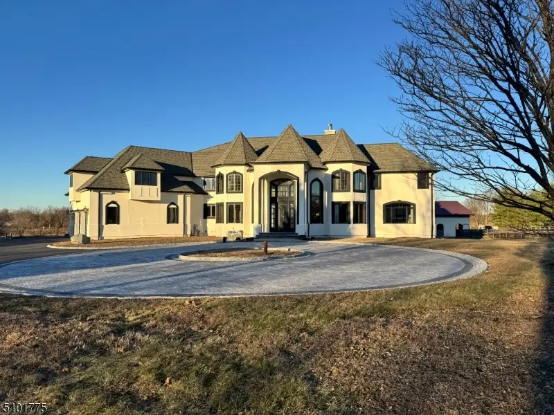 2185 Amwell Rd, Franklin Township, NJ 08873 - Image #1