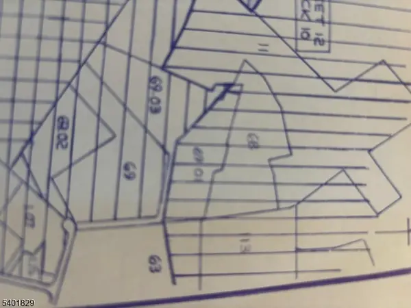 58 Airport Rd, Alexandria Twp., NJ 08867