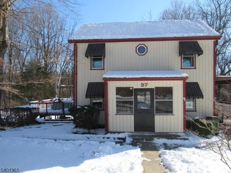 97 Hickory Corner Rd, Alexandria, NJ 08848 - Image #1