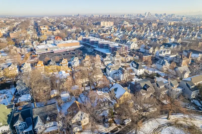 31 Homestead Park, Newark, NJ 07108 - #3