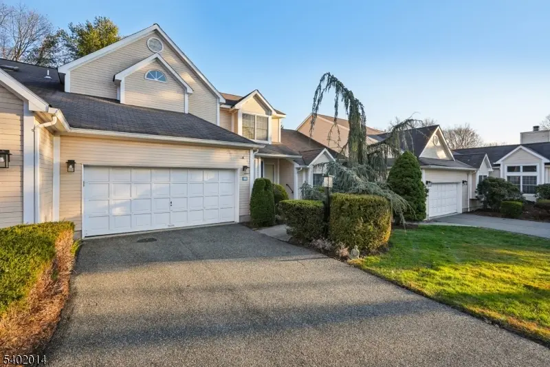 12 Hadley Ln, Wayne, NJ 07470 - Image #3