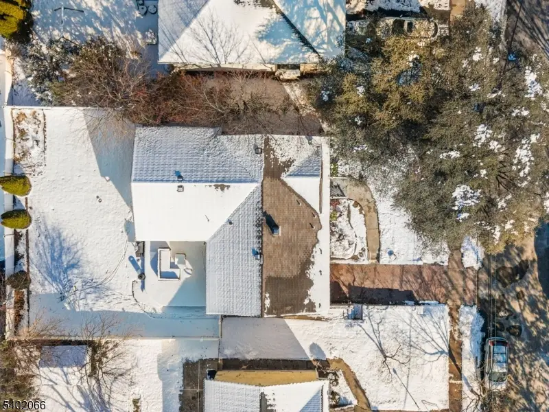 14 Weeks Ct, Clifton, NJ 07013 - Image #3