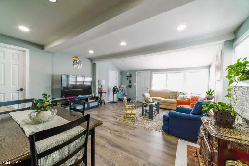 9 Lakeview Ave, Budd Lake, NJ 07828 - Image #3