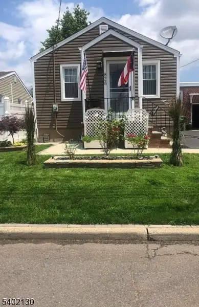 828 Smith St, Linden, NJ 07036 - Image #1