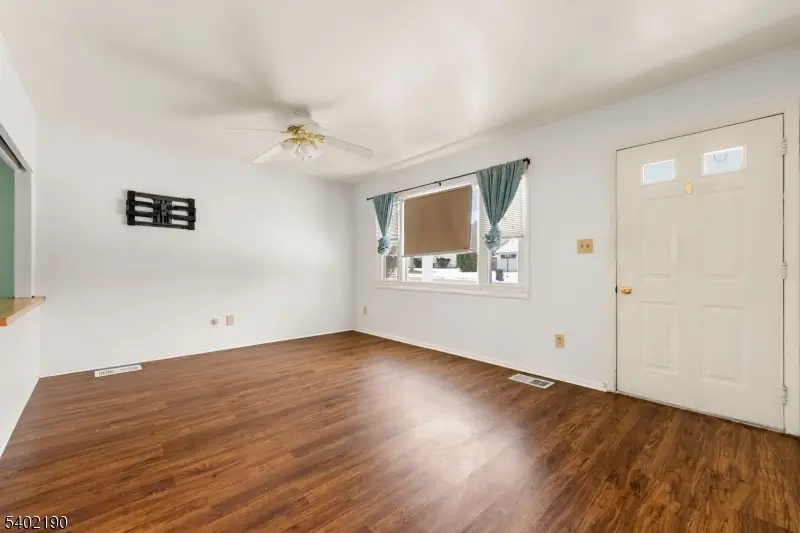 408 Stelko Ave, Lopatcong, NJ 08865 - Image #3