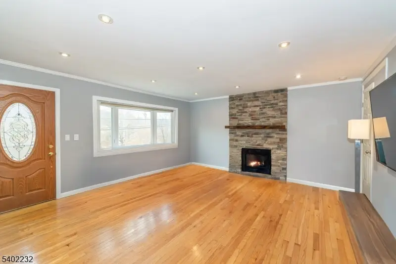 90 Burnham Pkwy, Morris, NJ 07960 - Image #3
