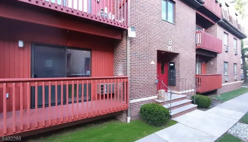 666 Mill St, Belleville, NJ 07109 - Image #2