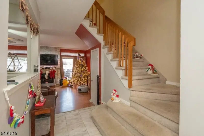 23 Borelle Square, Sayreville, NJ 08859 - Image #3