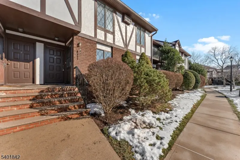 73Q Farm Rd #Q, Hillsborough, NJ 08844 - Image #2