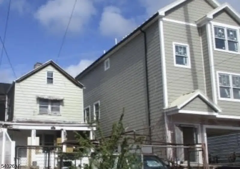 197 Fairmount Ave, Newark, NJ 07103 - Image #1