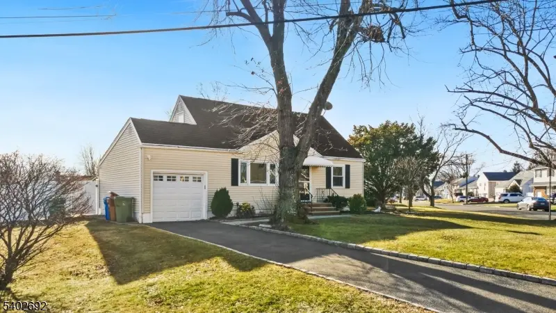 601 Fairway Rd, Linden, NJ 07036 - Image #2