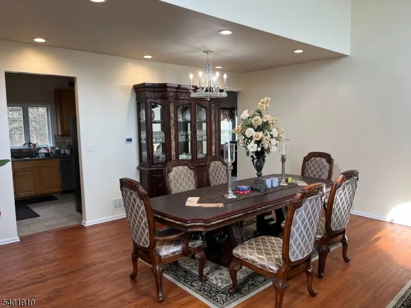 41 Goldenrod Dr, Belle Mead, NJ 08502 - Image #3