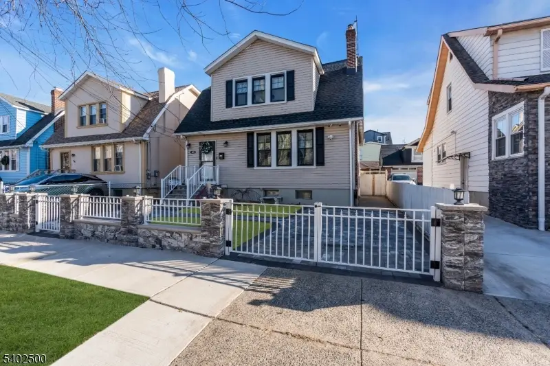 357 N 11th St, Newark, NJ 07107 - Image #2