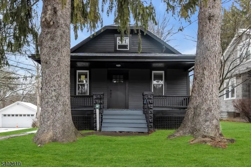 324 E Washington Ave, Washington, NJ 07882 - Image #1