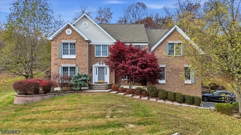 13 Old Schoolhouse Rd, Bethlehem Township, NJ 08802 - Image #2