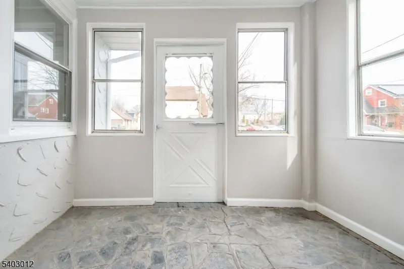 24 Argonne Ct, Teaneck, NJ 07666 - Image #3