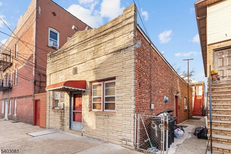 99 W 21st St, Bayonne, NJ 07002 - Image #3