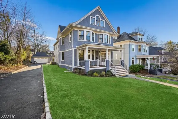 36 Oakview Ave, Maplewood Twp., NJ 07040