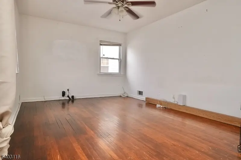 110 Nolton St, Belleville, NJ 07109 - #3