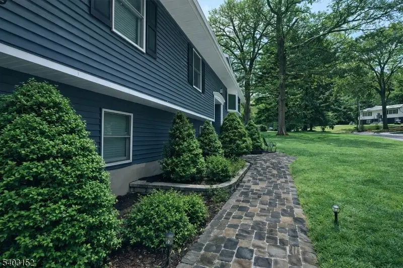 2 Robert St, Flanders, NJ 07836 - Image #3