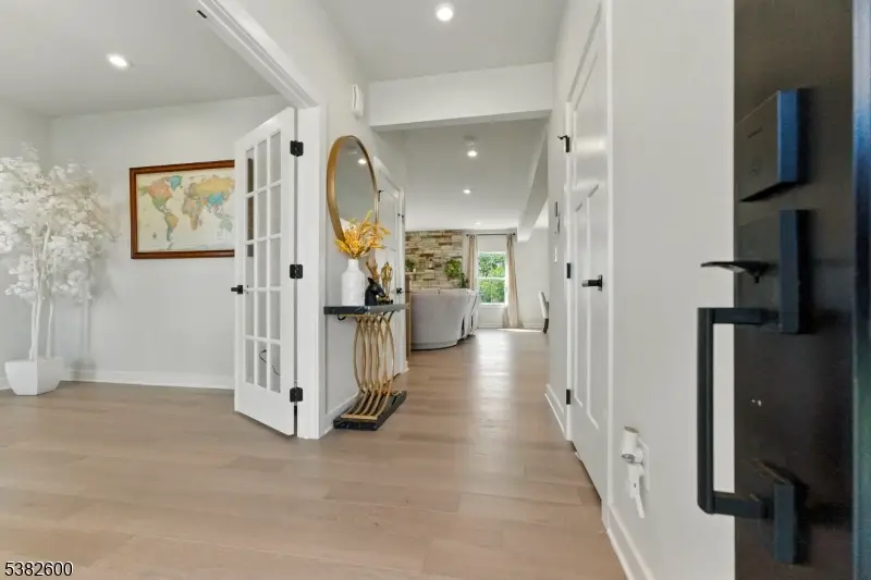 37 Esposito Ln, Landing, NJ 07850 - Image #3