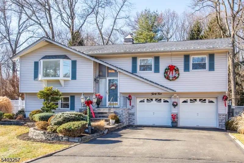 34 Carlos Dr, Fairfield, NJ 07004 - Image #1