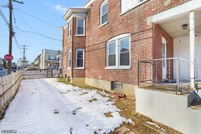 79 Schultz Ave, Phillipsburg, NJ 08865 - Image #3