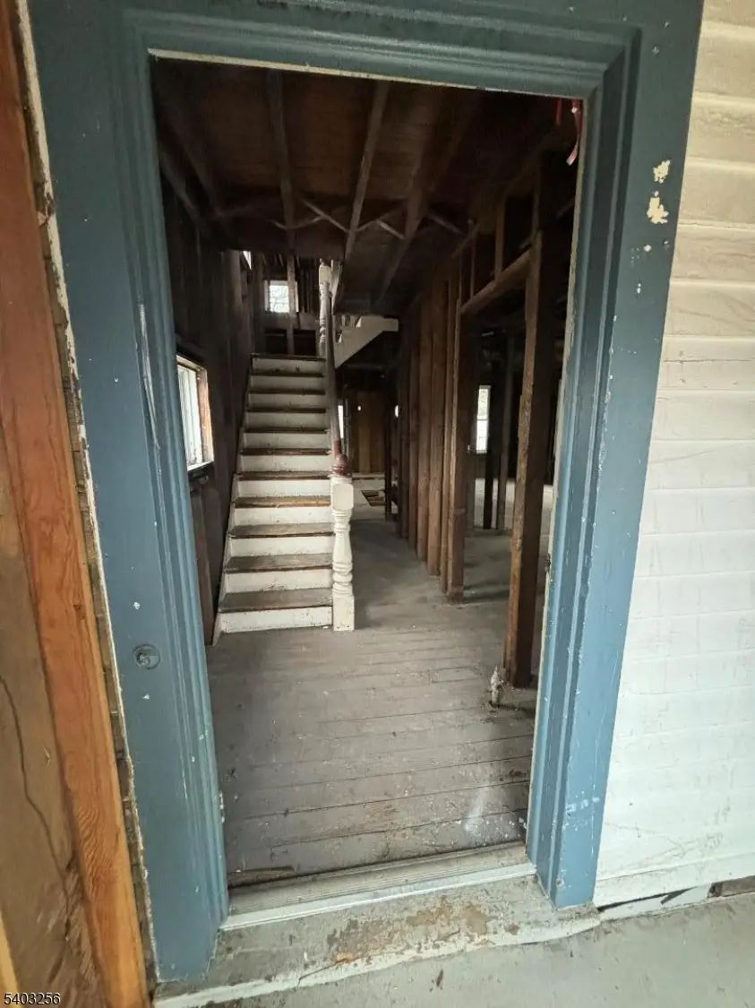 514 Downer St, Westfield, NJ 07090 - Image #2