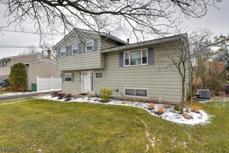 113 Berwick St, Raritan, NJ 08869 - Image #2