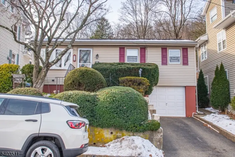 18 Grant St, Dover, NJ 07801 - Image #2