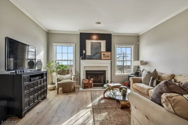 505 Tallwood Ln, Green Brook Township, NJ 08812 - Image #2