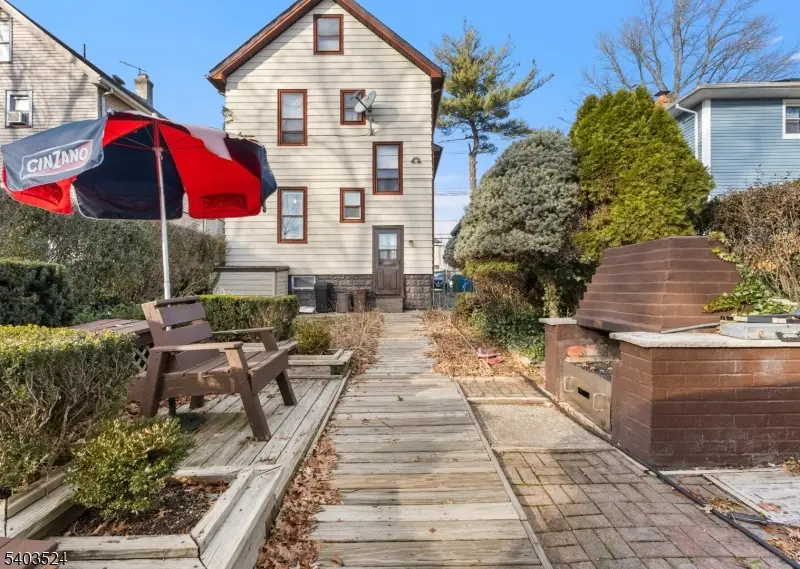 146 E 10th Ave #2, Roselle, NJ 07203 - Image #3