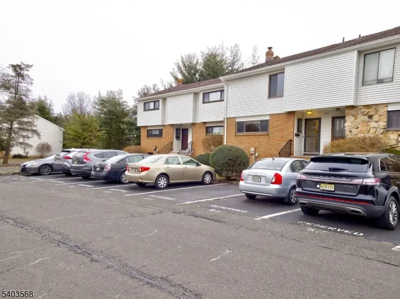 898C Merritt Dr #C, Hillsborough, NJ 08844 - Image #2