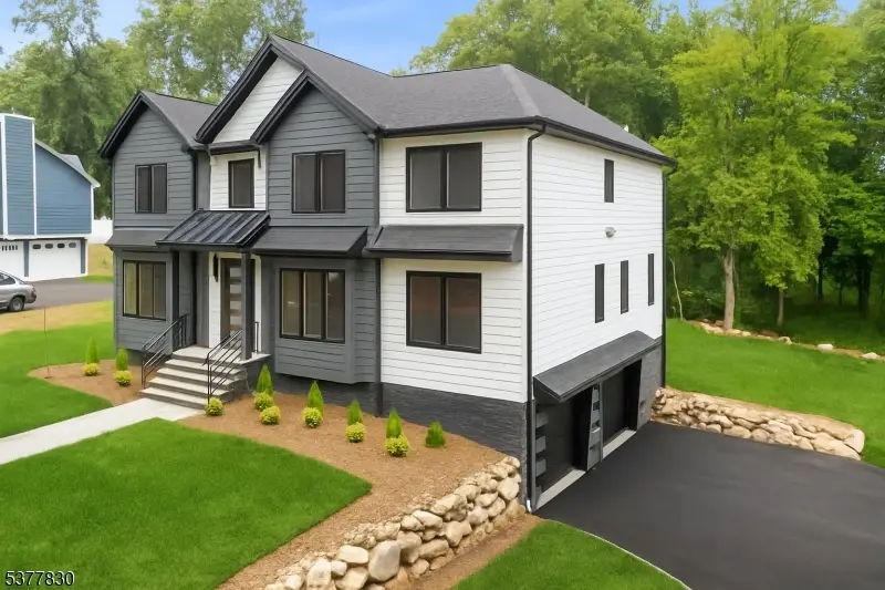 11 Eagles Nest Ter, West Milford, NJ 07480 - #2