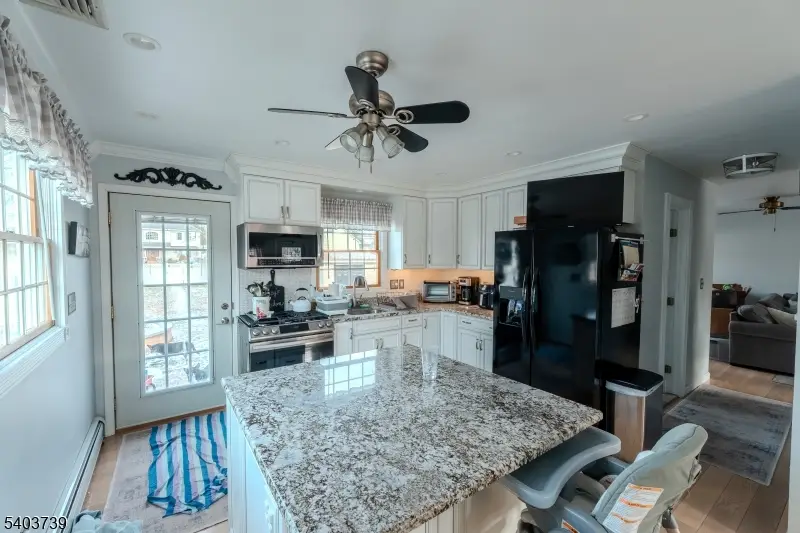 130 Loretta St, Hopelawn, NJ 08861 - Image #3