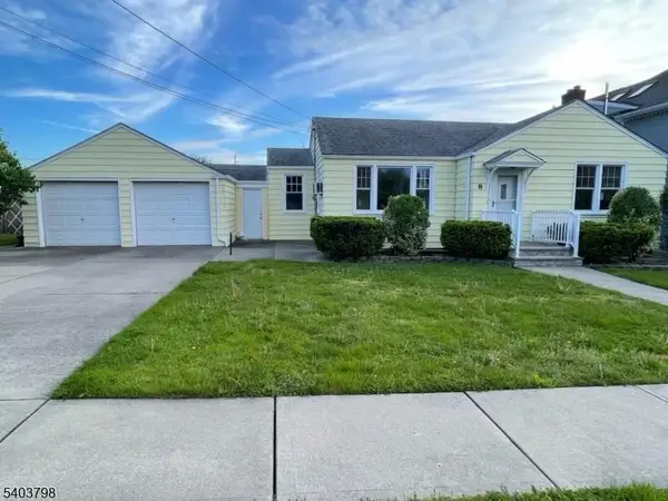 8 Fairview Ave, Secaucus Town, NJ 07094