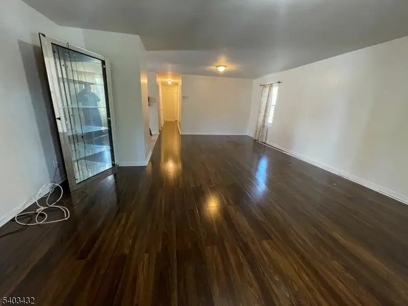 183 Chancellor Ave, Newark, NJ 07112 - Image #3