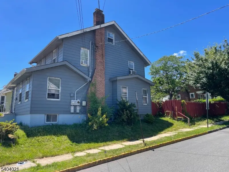 425 Dewitt Ave, Belleville, NJ 07109 - #2