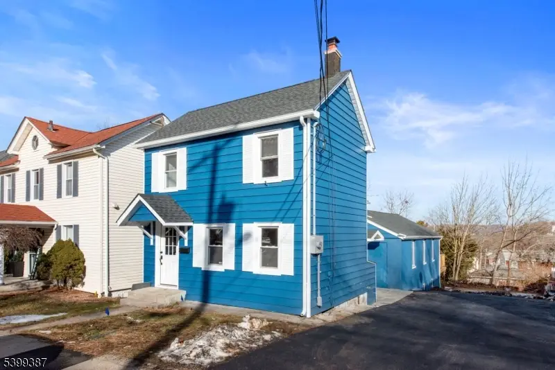 17 Grant St, Dover, NJ 07801 - #3