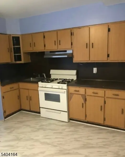 505 5th St, Union City, NJ 07087 - #3