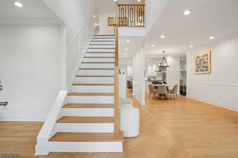 18 Glendale Ave, Livingston, NJ 07039 - Image #2