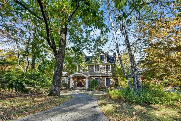 101 Cheshire Ln, Ringwood Boro, NJ 07456