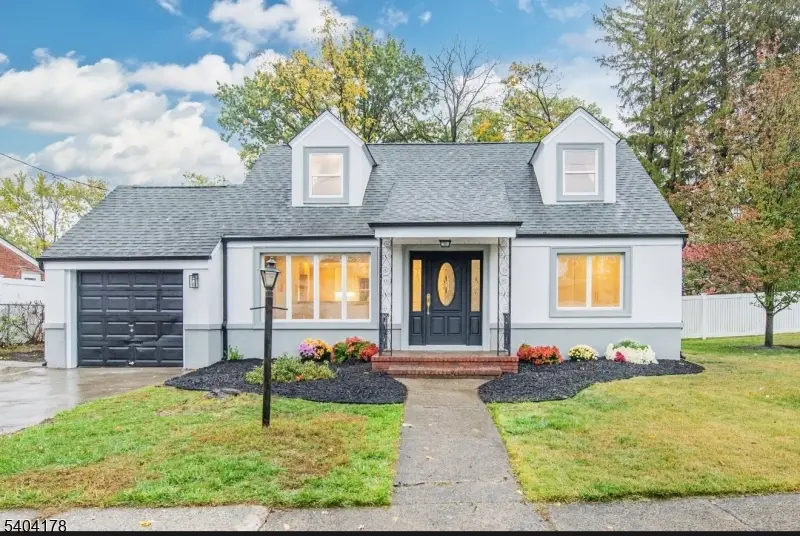 23 Liberty St, Saddle Brook, NJ 07663 - #1