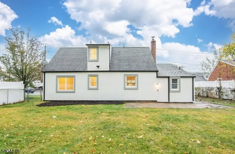 23 Liberty St, Saddle Brook, NJ 07663 - #2