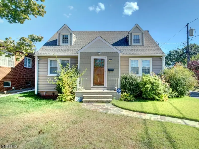 812 Washington Ave, Linden, NJ 07036 - #2